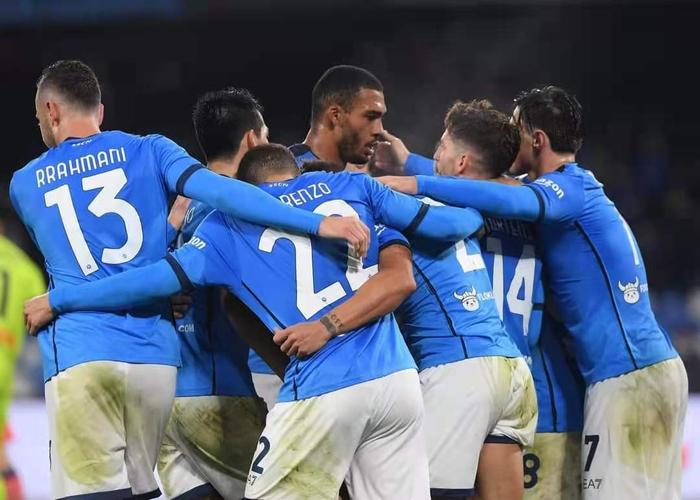 莱斯特城惨遭绝杀，三分擦肩而过