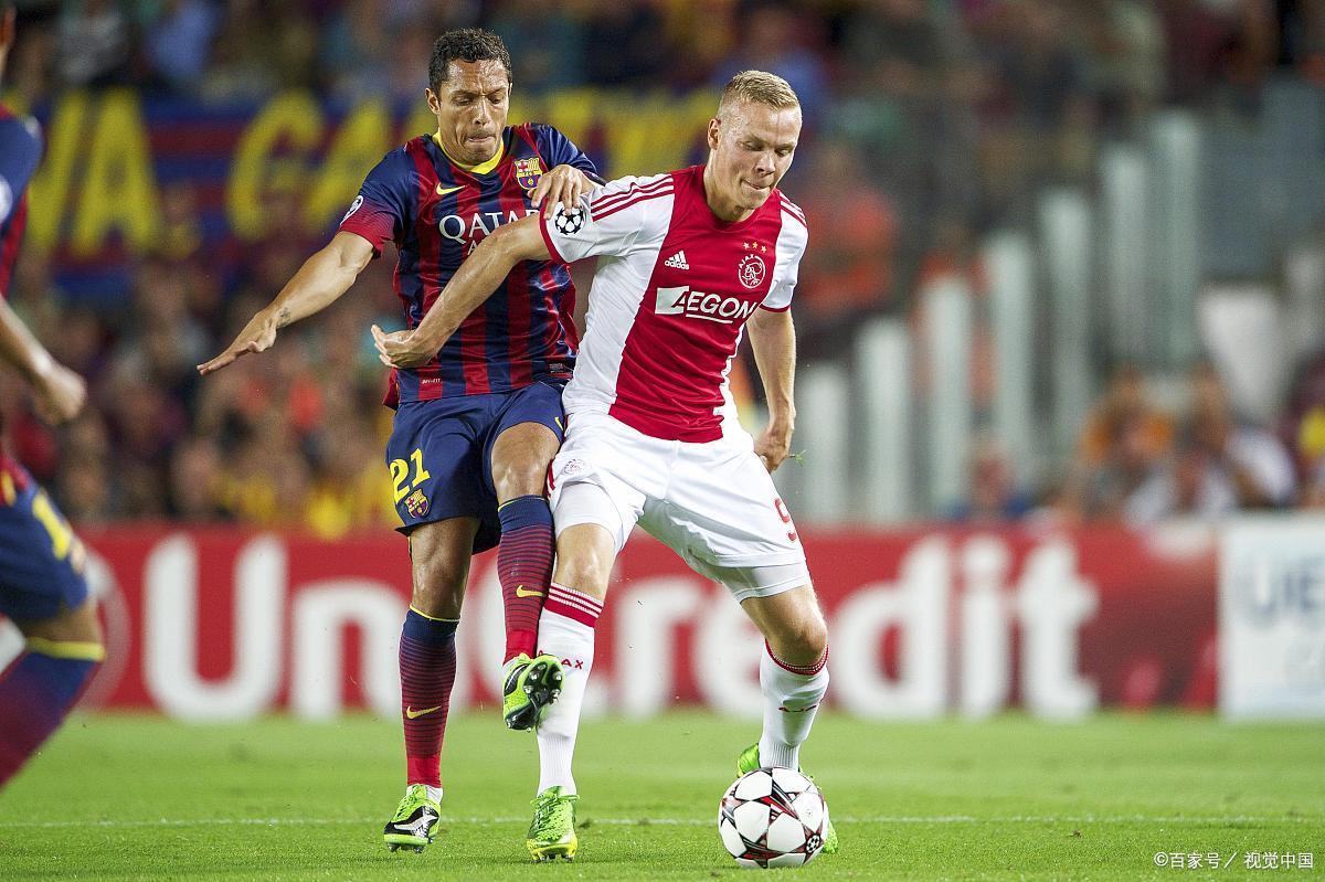 包含阿贾克斯击败对手，开启连胜模式稳住领先优势的词条