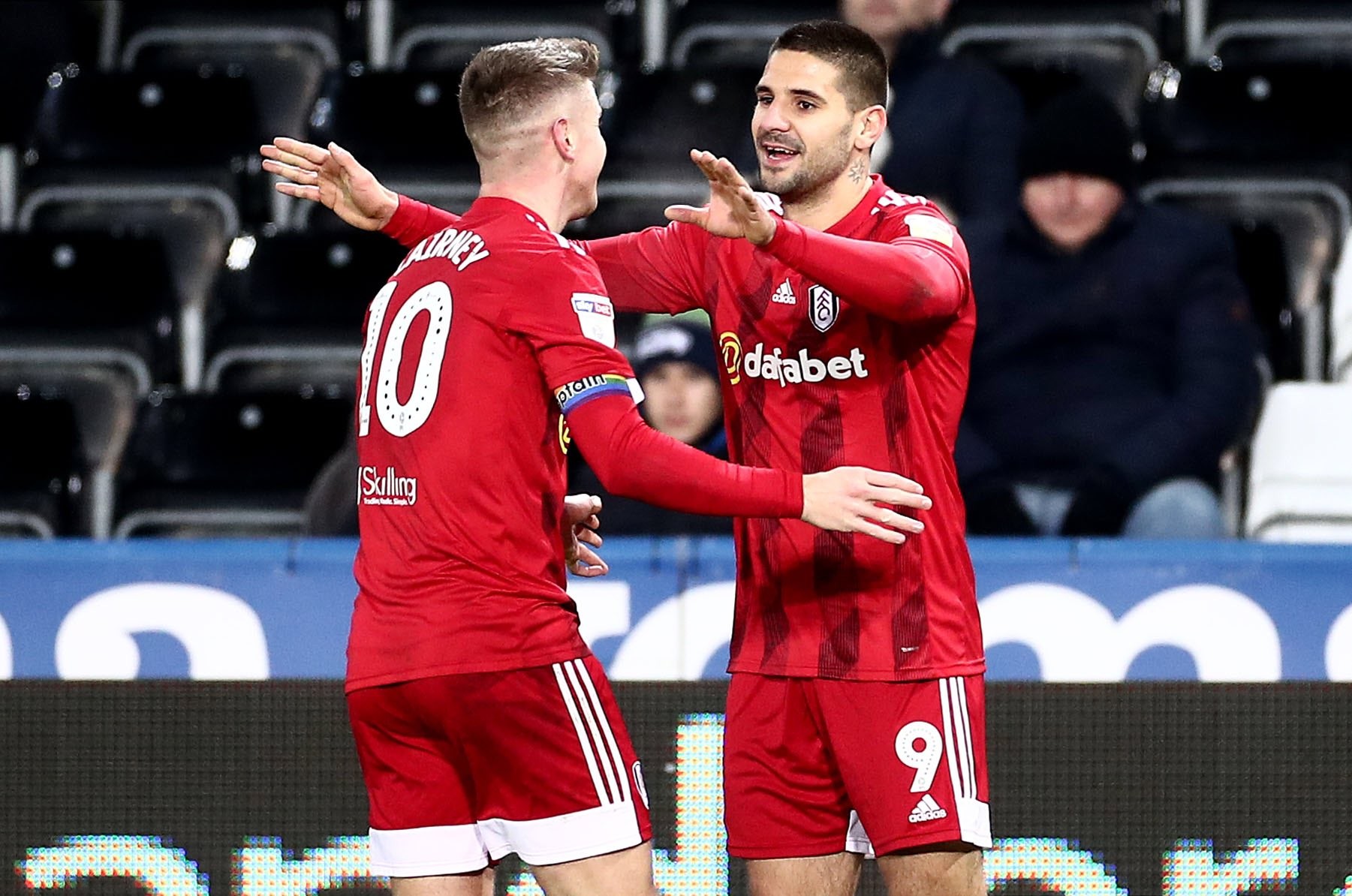 罗马尼亚豪取五连胜，小组出线前景光明的简单介绍