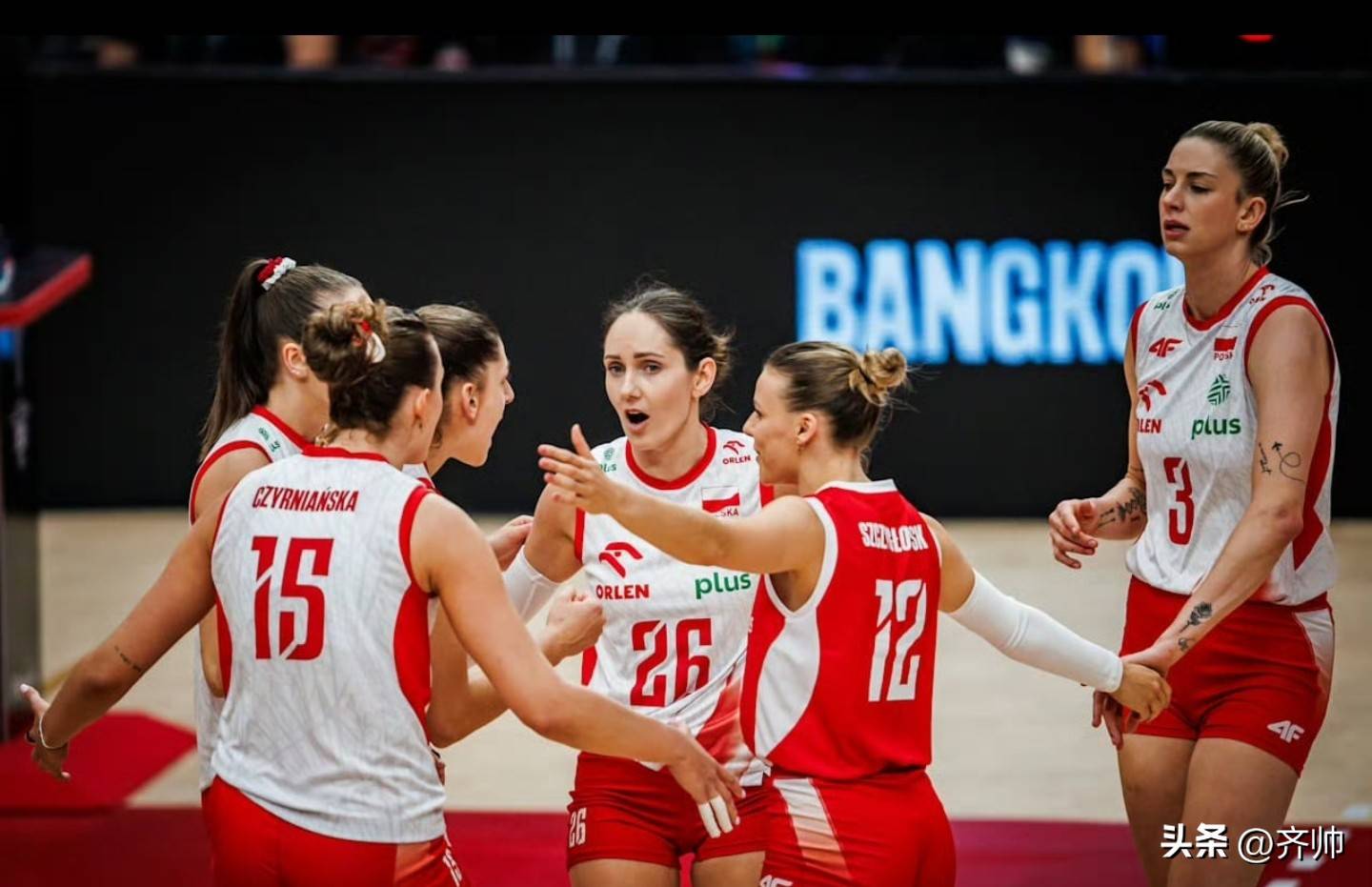 巴西女排豪取两连胜晋级八强