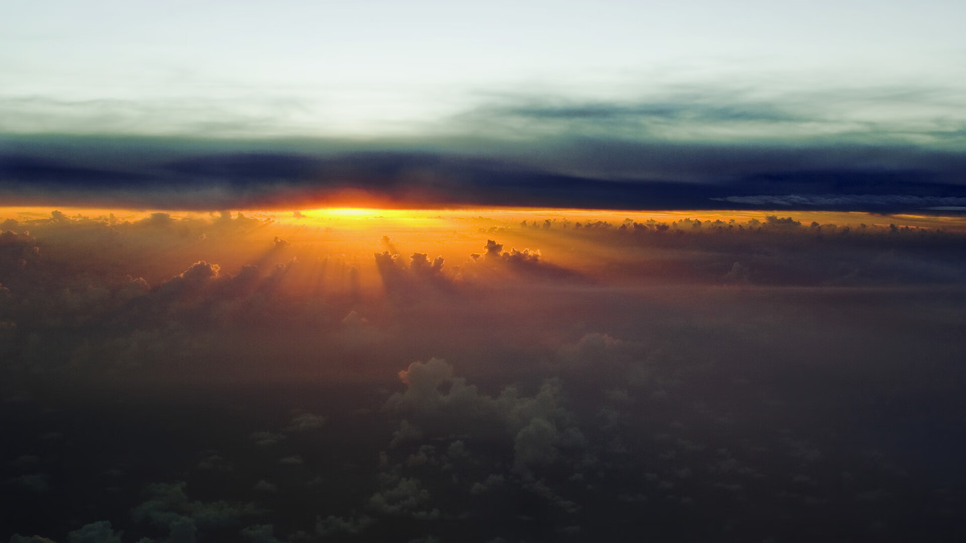 从奥兰多到巴黎,哈利伯顿的双重收割与时代更迭的无声惊雷