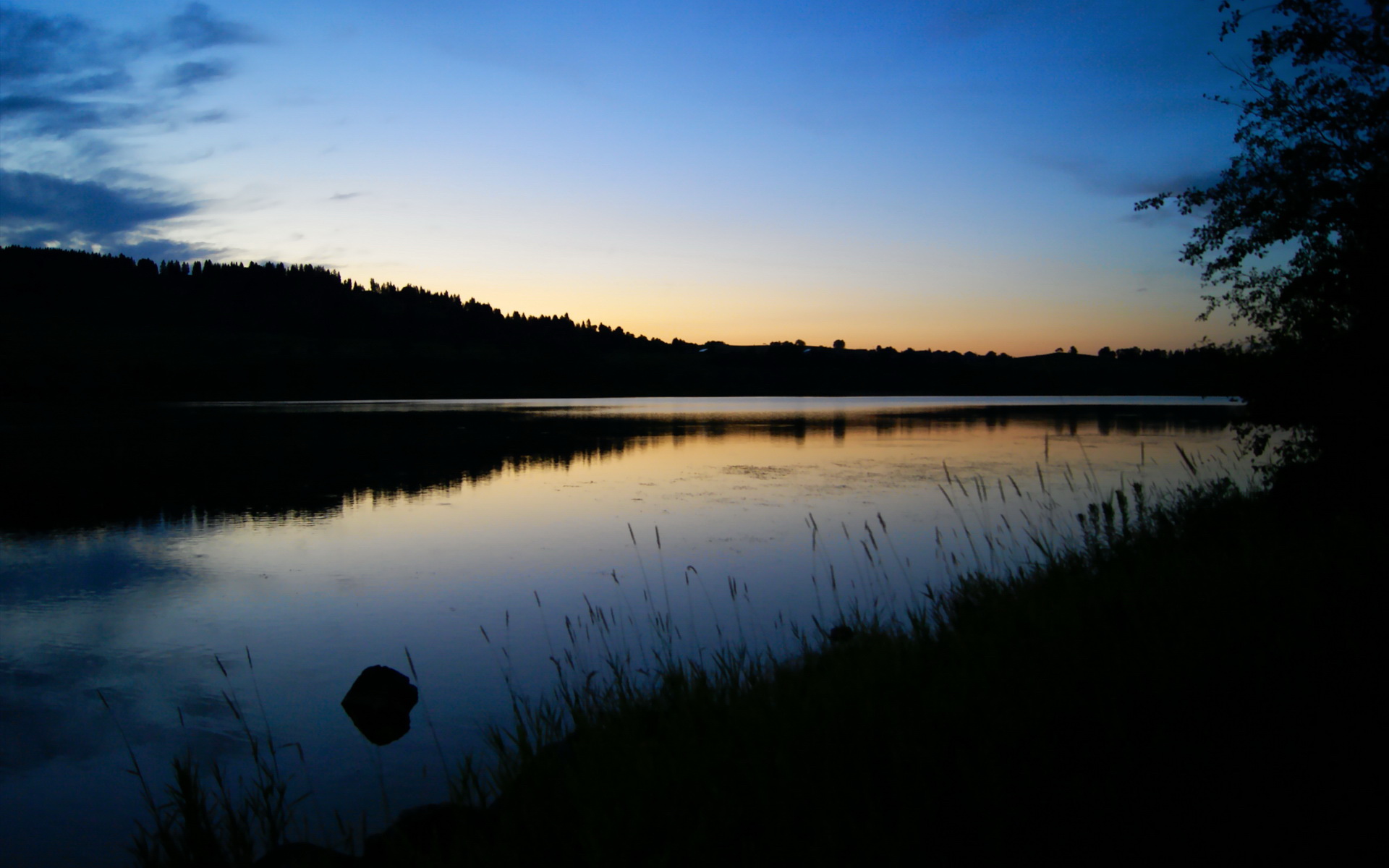 意甲焦点战之夜!1.5亿先生彻底梦游,被意甲过人王马克西反复打爆