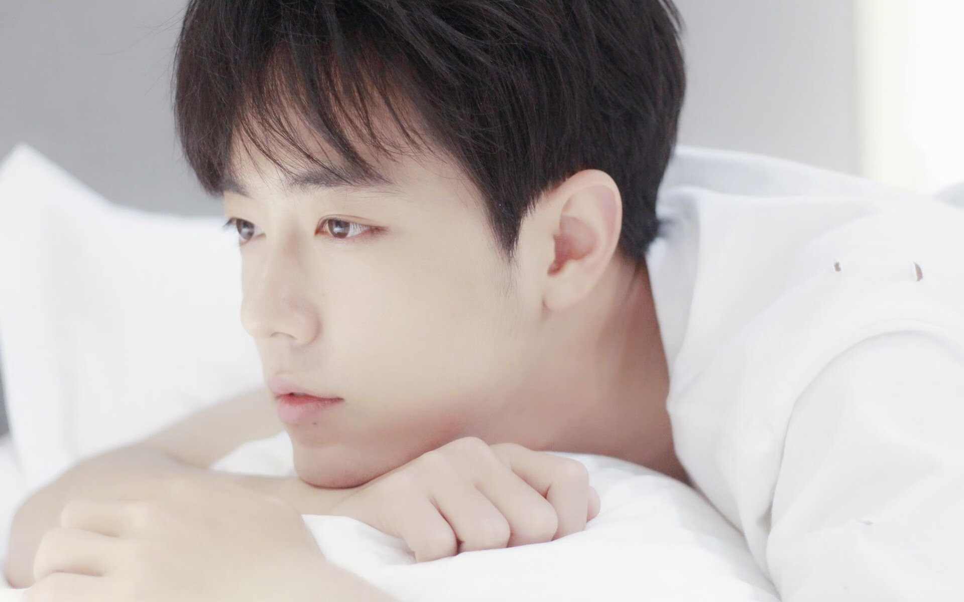 关键先生与团队火力，文班亚马的巨星时刻与76人的压制性胜利