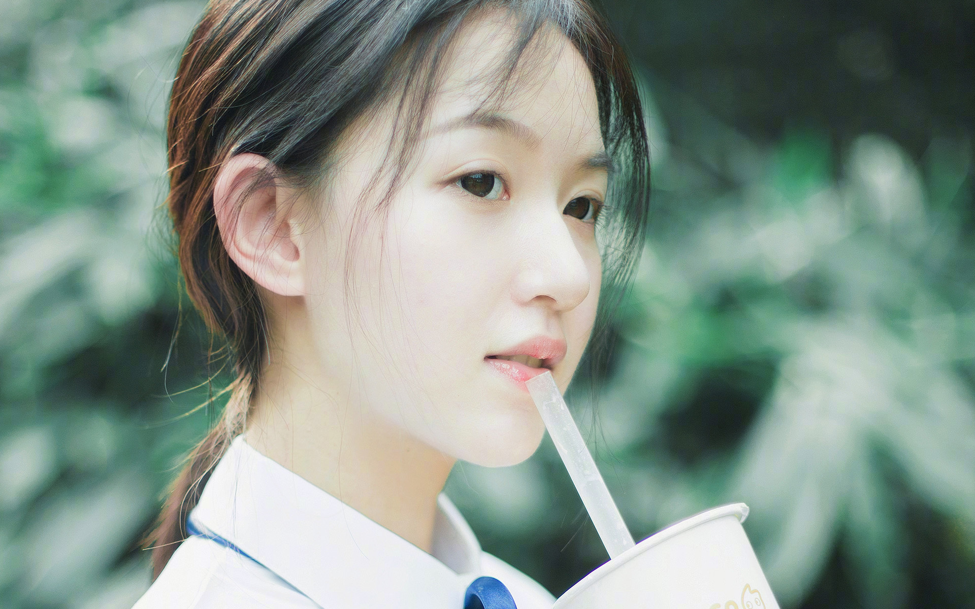 深圳队制霸骑士，浓眉成为关键先生，一场跨界的篮球盛宴